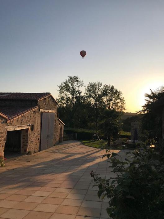 La Basse Monniere Bed & Breakfast Sevremont Екстериор снимка